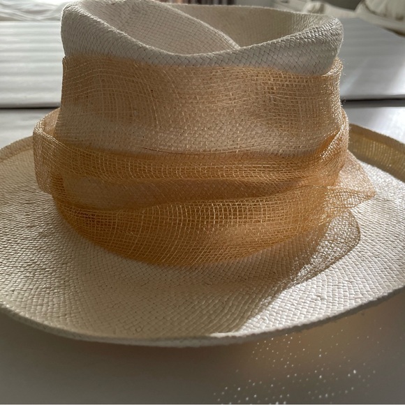 Italy Handmade Paper Straw Women’s Hat Ivory/Tan Wrap Bow - Picture 3 of 10
